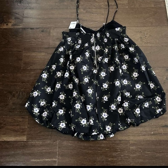 Free People-Babydoll Dress-black floral-Small-In a Bubble Style-NWT-retail $128 - Picture 6 of 11